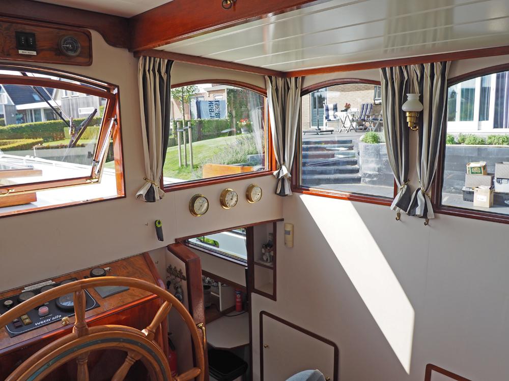 Stuurhuis, Accommodatie